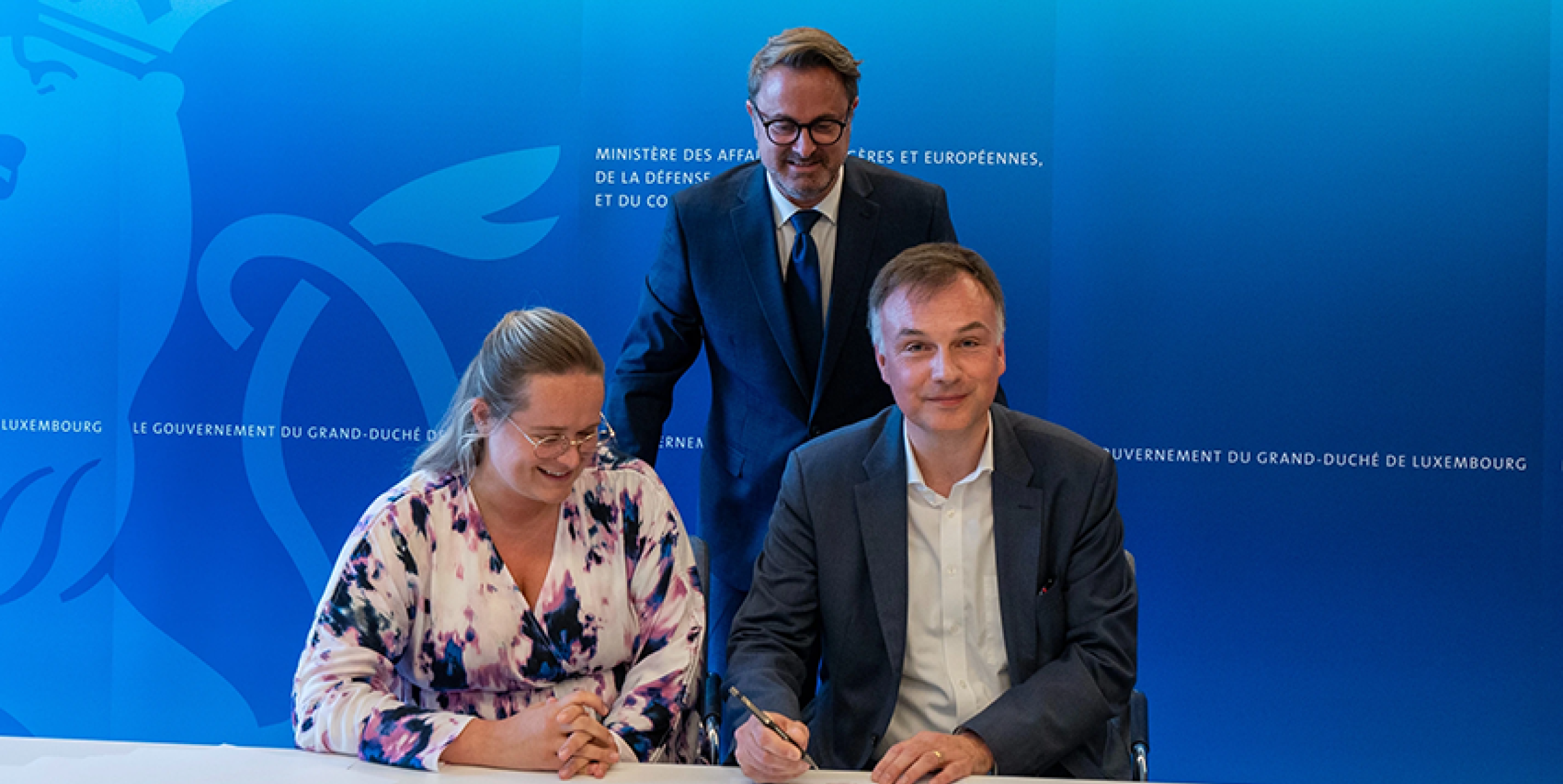 Nadine Toussaint, Dan Kohnen et Xavier Bettel - signature pacte national droits de l'homme juillet 2024