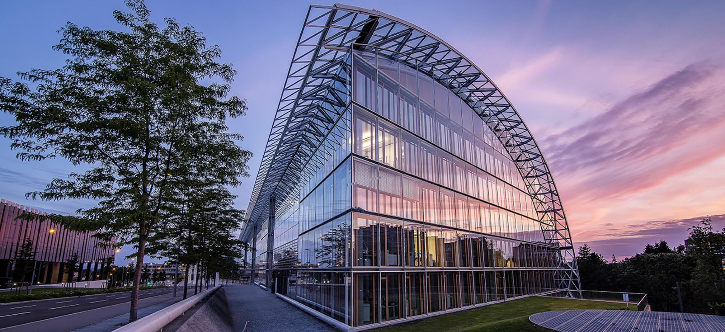 BEI Banque européenne d'investissement au Kirchberg Luxembourg : contrôle technique d u bureau de contrôle, seco luxembourg, en vue d'une police d'assurance biennale et décennale